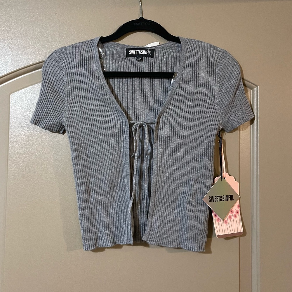 Cropped T